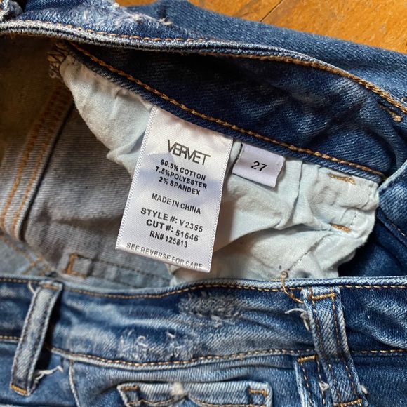 Vervet Denim - Picture 3 of 4